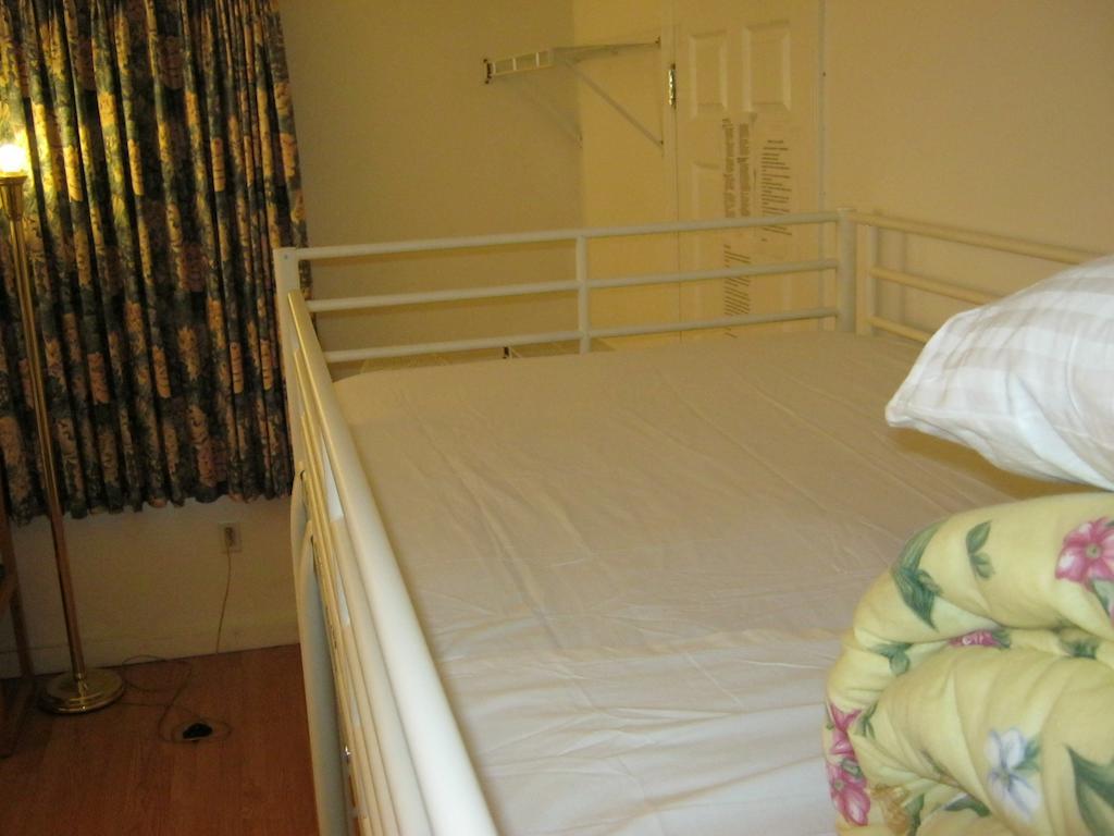 Kelowna Okanagan Lake Hostel Dış mekan fotoğraf